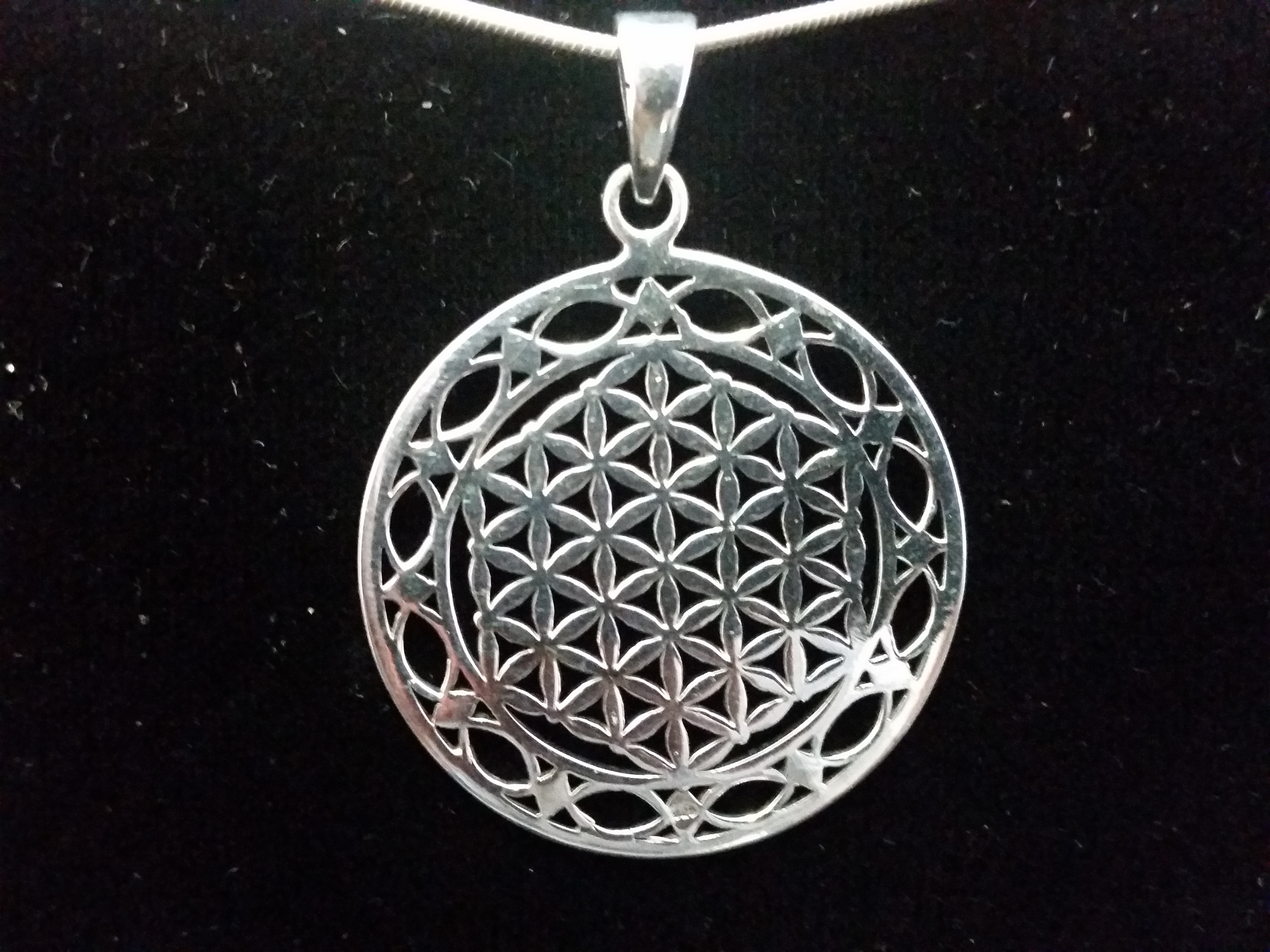 Mandala Sterling Silver Pendant - Click Image to Close